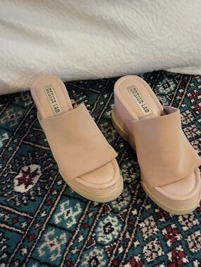 Design Lab Lord & Taylor Blush Slide Platform Mules